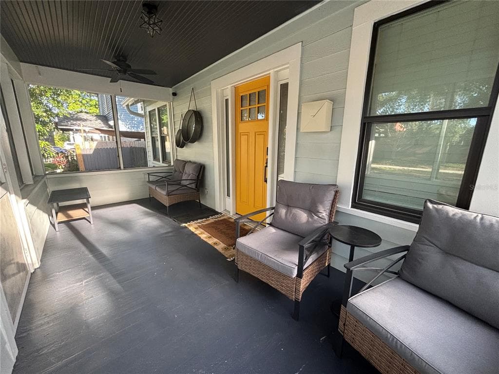 1323 7TH AVENUE N, ST PETERSBURG, FL 33705 — zdjęcie 4