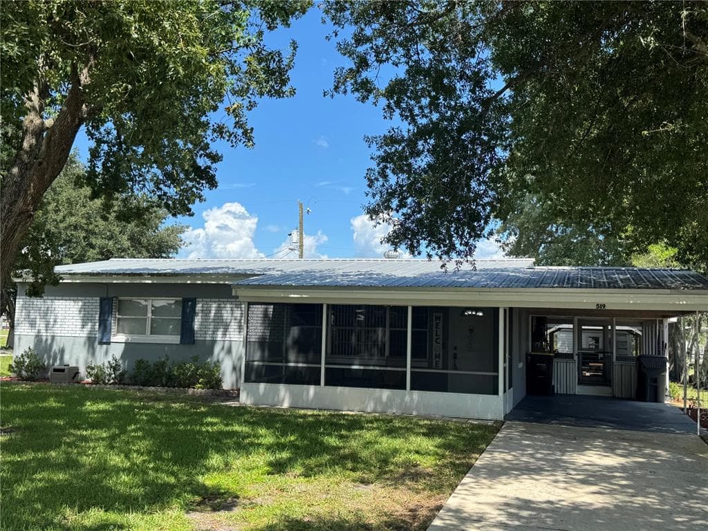 519 THOMAS AVENUE, FROSTPROOF, FL 33843