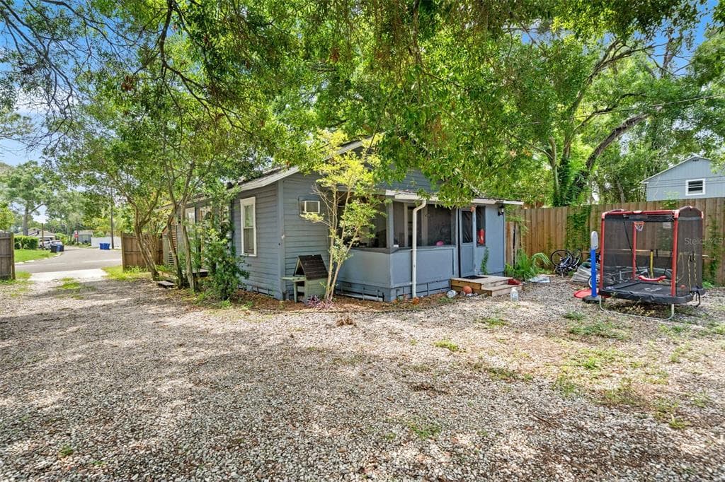 4834 TAYLOR STREET N, ST PETERSBURG, FL 33714 — zdjęcie 4