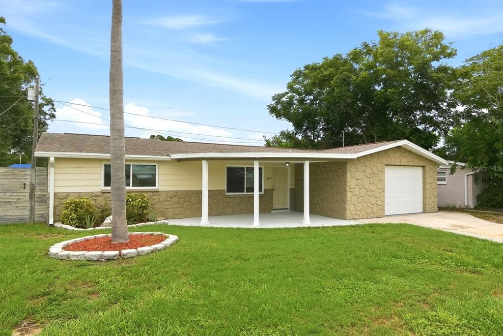 4247 GULFSHORE COURT, NEW PORT RICHEY, FL 34652
