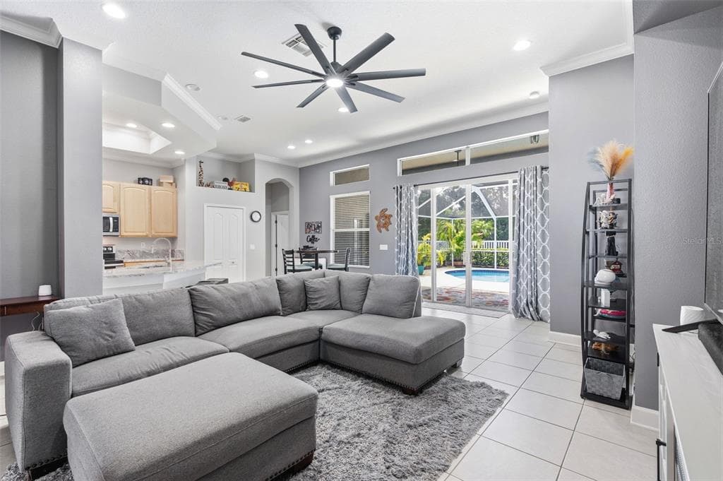 22608 KILLINGTON BOULEVARD, LAND O LAKES, FL 34639 — zdjęcie 4
