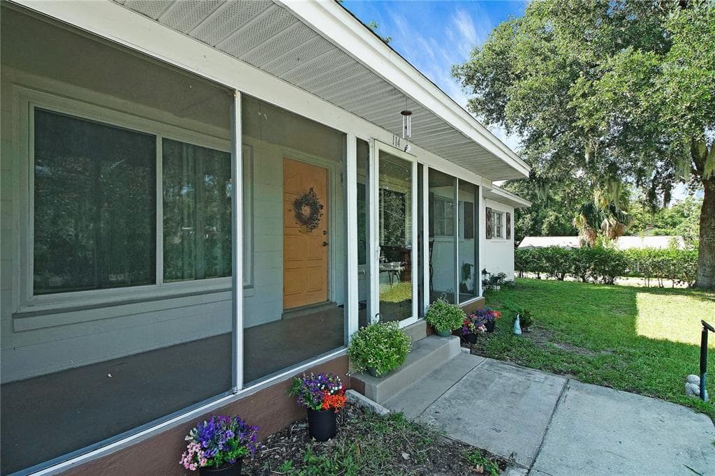 114 PARK AVENUE, FRUITLAND PARK, FL 34731 — zdjęcie 2