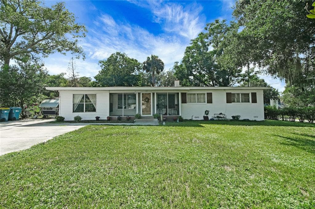 114 PARK AVENUE, FRUITLAND PARK, FL 34731