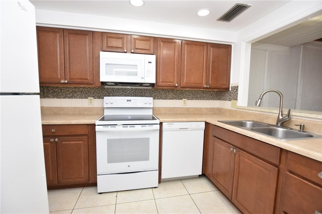 2221 9TH ST SE, WINTER HAVEN, FL 33880 — zdjęcie 2