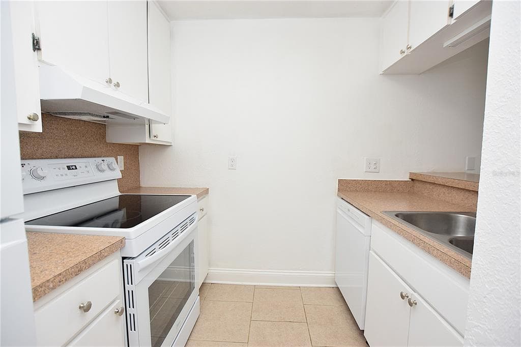 141 FERNERY ROAD # B5, LAKELAND, FL 33809 — zdjęcie 5