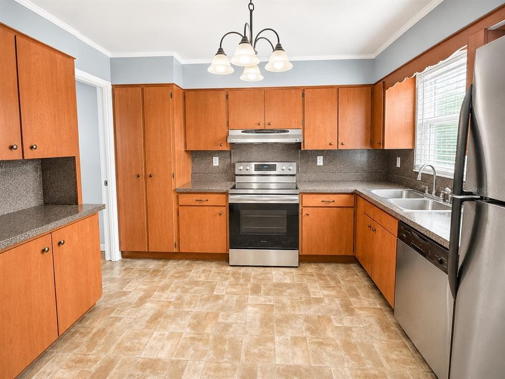 409 MONTGOMERY AVENUE, LAKELAND, FL 33801 — zdjęcie 3