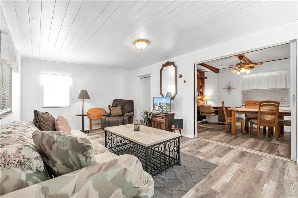 1235 MADONA COURT, PUNTA GORDA, FL 33982 — zdjęcie 4