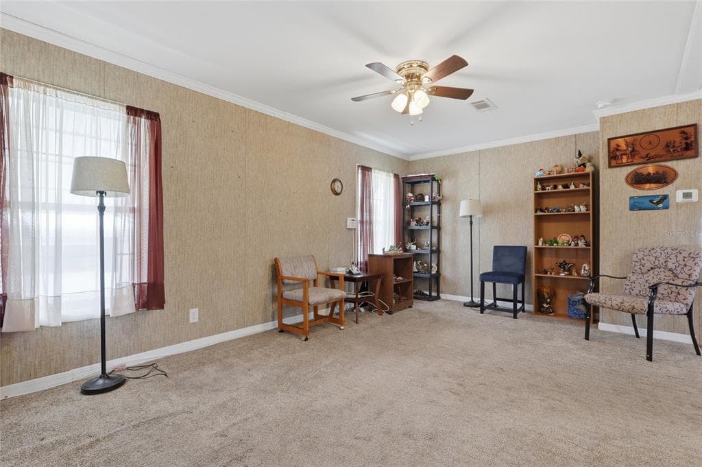 38745 NEW JERSEY AVENUE, ZEPHYRHILLS, FL 33542 — zdjęcie 5