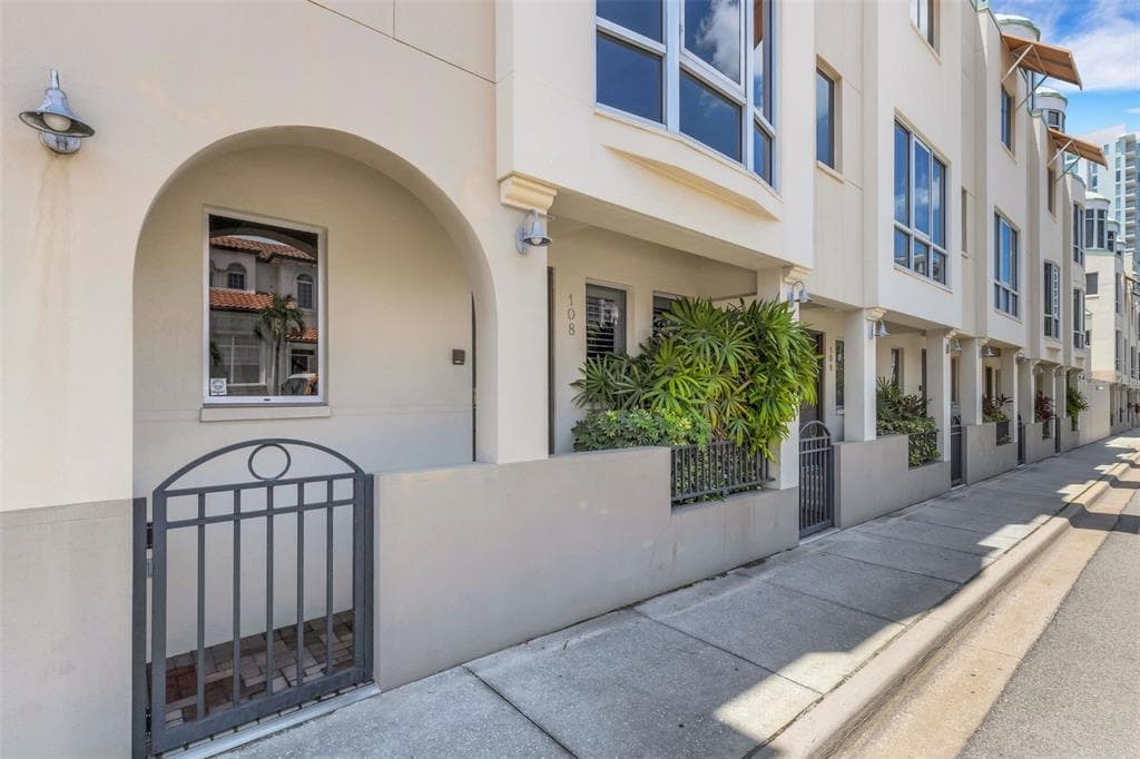235 COCOANUT AVENUE # 108B, SARASOTA, FL 34236 — zdjęcie 4