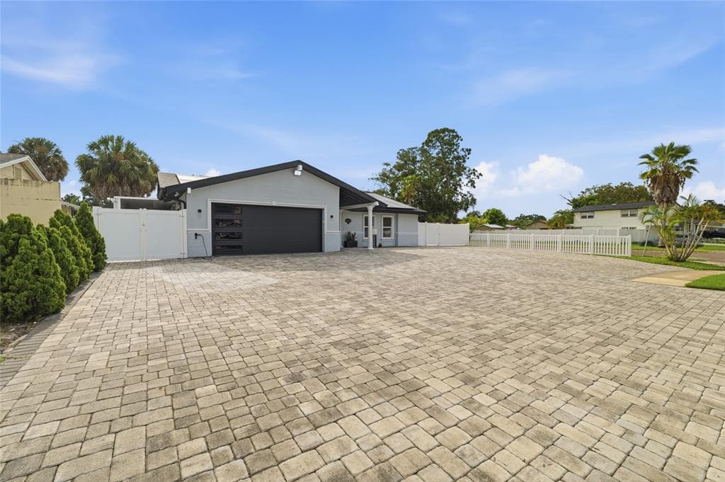 7101 SHENANDOAH COURT, TAMPA, FL 33615 — zdjęcie 2