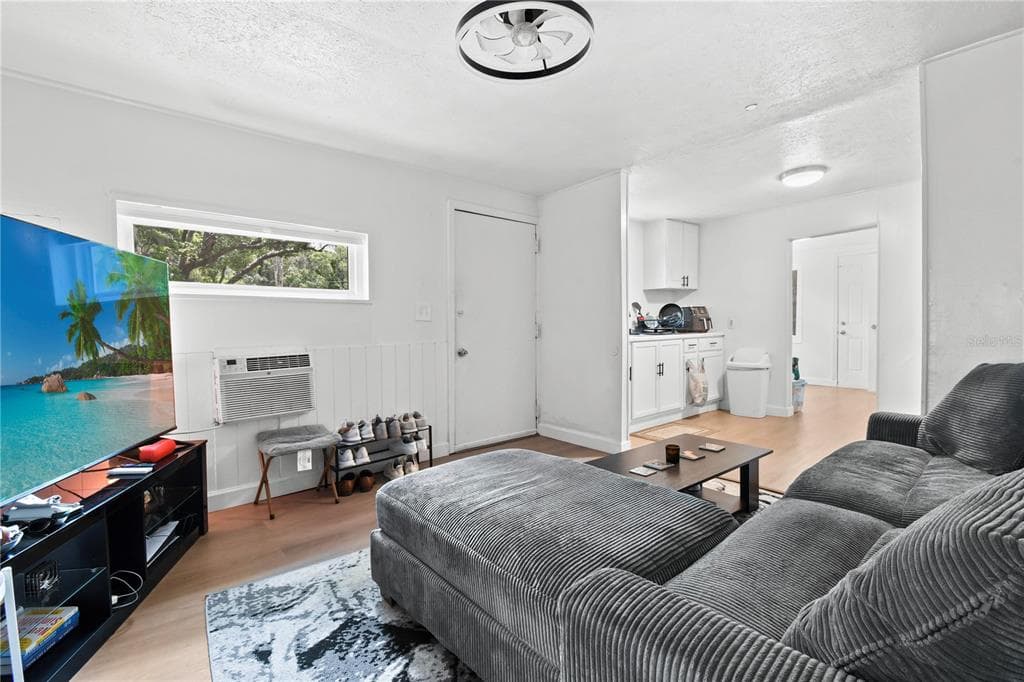 725 NEW YORK ST, CLEARWATER, FL 33756 — zdjęcie 3