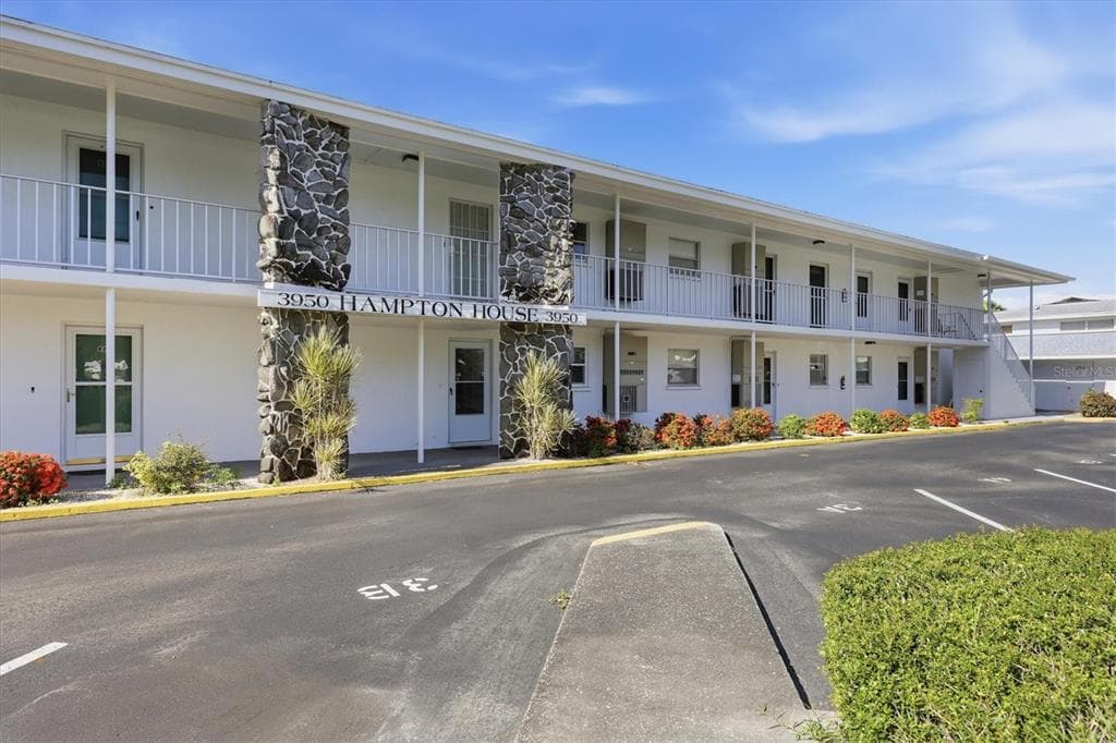 3950 ROXANE BOULEVARD # 4A, SARASOTA, FL 34235