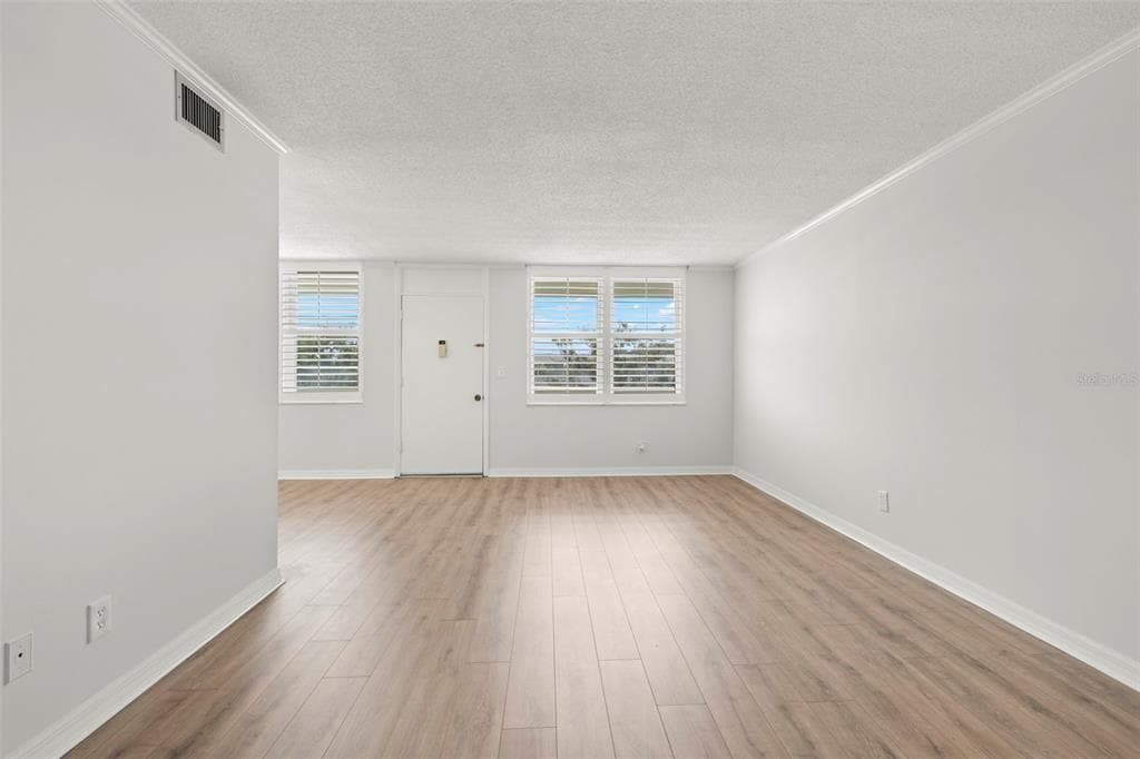4890 BAY STREET NE # 330, ST PETERSBURG, FL 33703 — zdjęcie 3