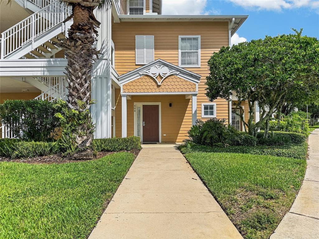 400 RUM RUN # 404, DAVENPORT, FL 33897