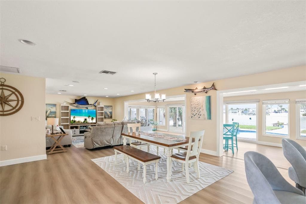 6360 2ND PALM POINT, ST PETERSBURG, FL 33706 — zdjęcie 5