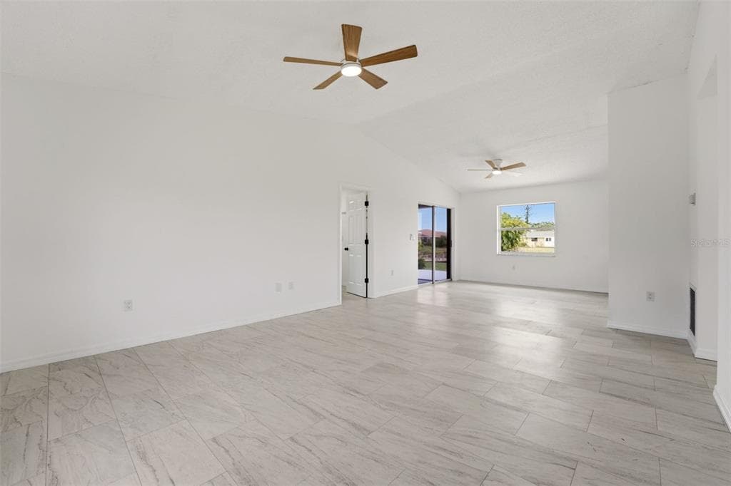 192 ANNAPOLIS LANE, ROTONDA WEST, FL 33947 — zdjęcie 4