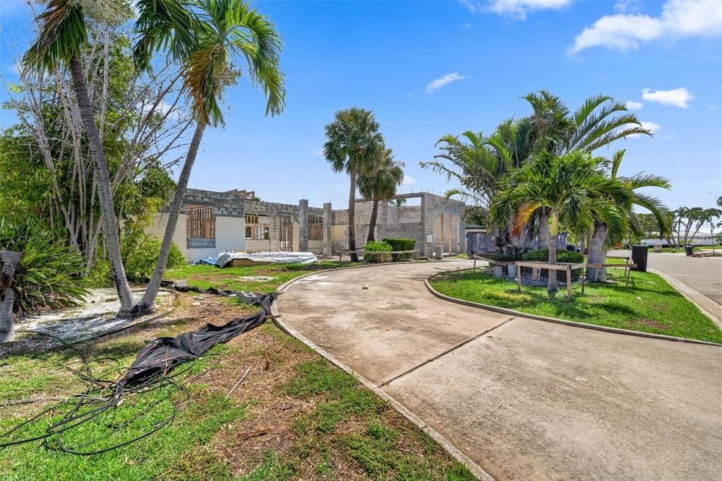 246 BAYSIDE DRIVE, CLEARWATER BEACH, FL 33767 — zdjęcie 3