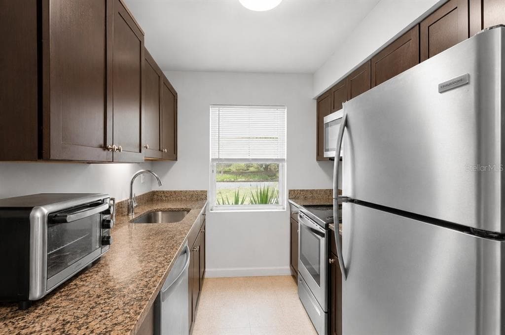 1812 SW 70TH TERRACE, GAINESVILLE, FL 32607 — zdjęcie 3