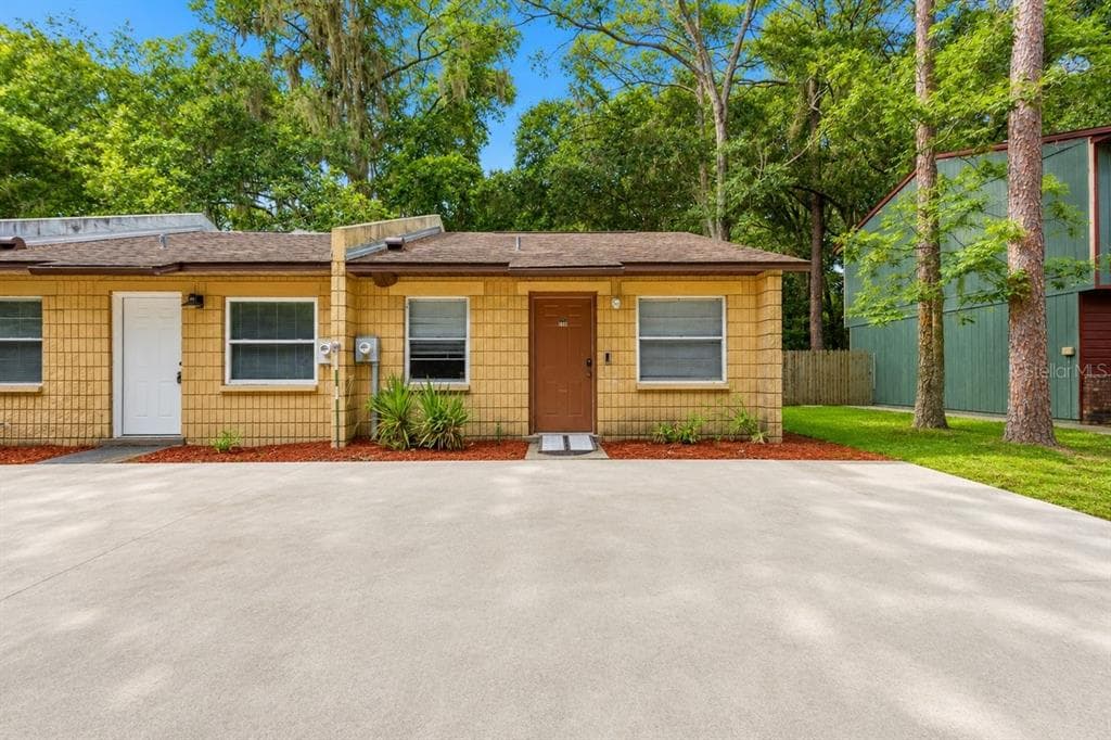1812 SW 70TH TERRACE, GAINESVILLE, FL 32607