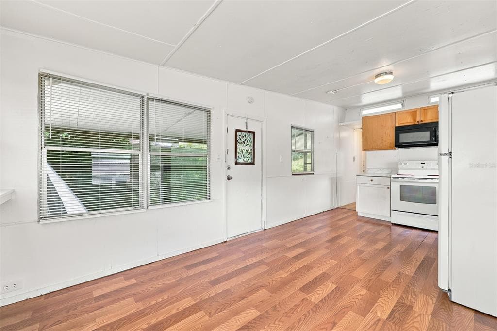 7115 LOFTY DRIVE, PORT RICHEY, FL 34668 — zdjęcie 4
