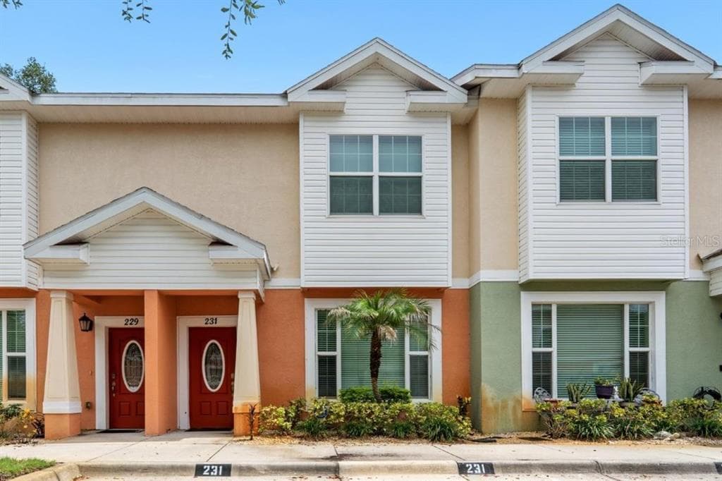 231 ALEXANDER WOODS DRIVE, PLANT CITY, FL 33563