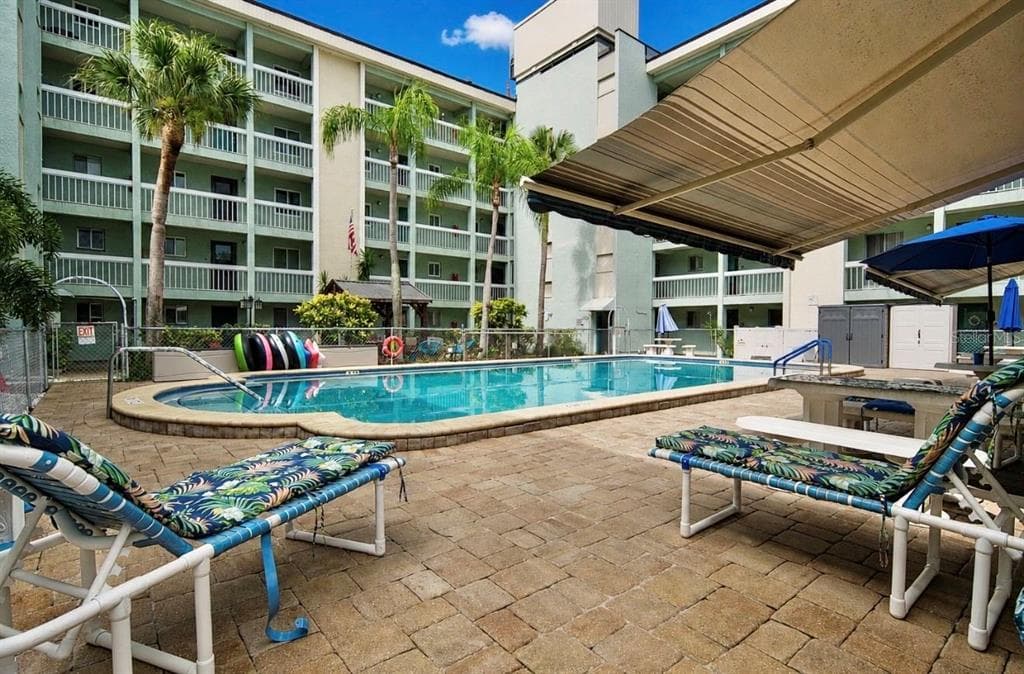 801 83RD AVENUE N # 309, ST PETERSBURG, FL 33702 — zdjęcie 2