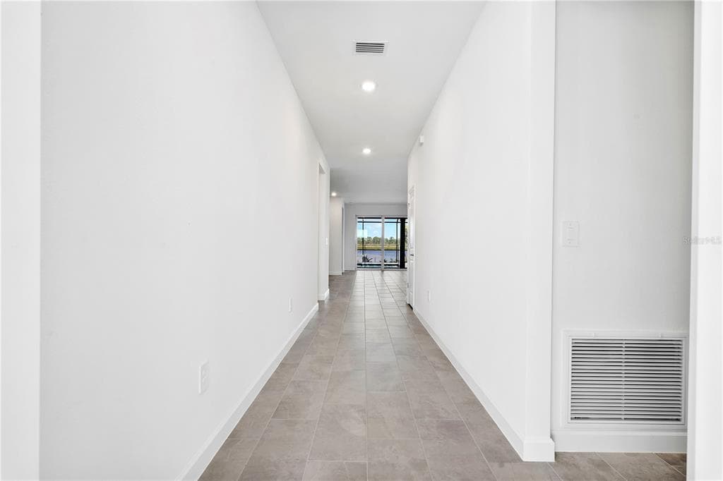 14735 BLUEWATER ROAD, PUNTA GORDA, FL 33982 — zdjęcie 3