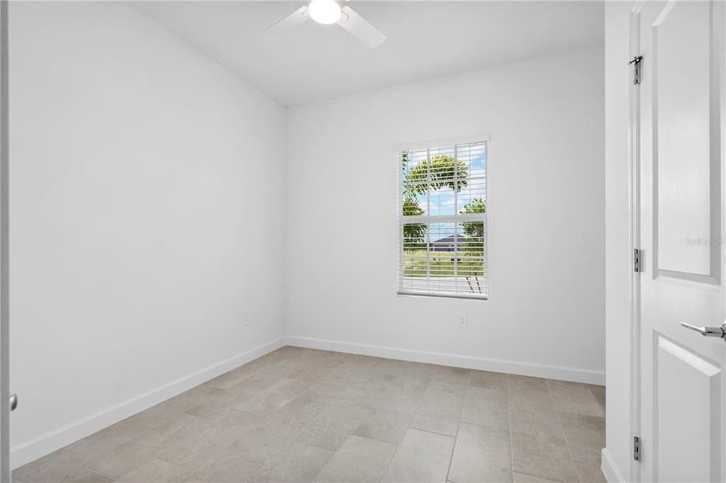 14735 BLUEWATER ROAD, PUNTA GORDA, FL 33982 — zdjęcie 4