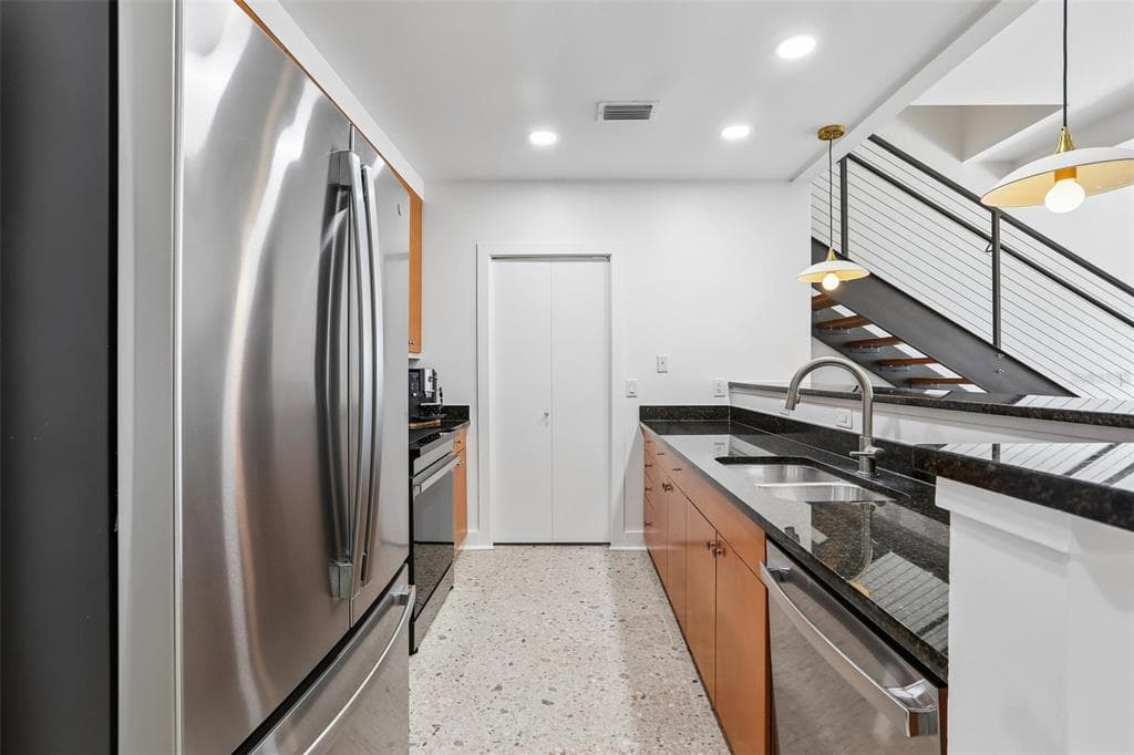 1010 CENTRAL AVENUE # 413, ST PETERSBURG, FL 33705 — zdjęcie 5