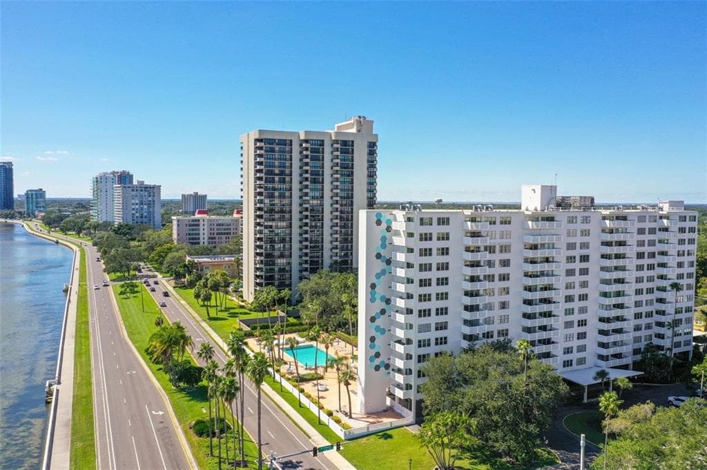 2401 BAYSHORE BLVD # 502, TAMPA, FL 33629