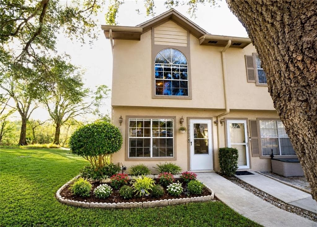 2263 FLETCHERS POINT CIRCLE, TAMPA, FL 33613