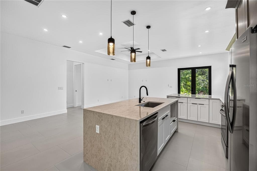 18420 JEFFERSON AVENUE, PORT CHARLOTTE, FL 33954 — zdjęcie 5