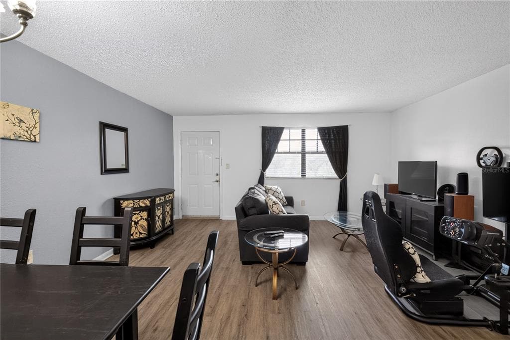 12405 OAK CEDAR PLACE # 202, TAMPA, FL 33612 — zdjęcie 5