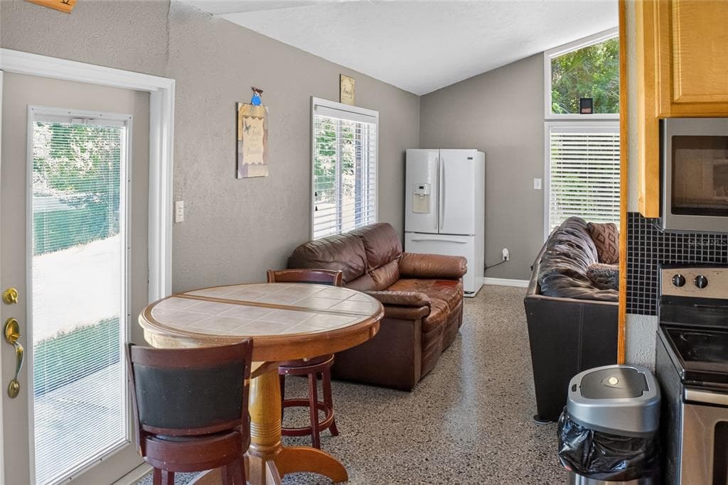 2420 HAZEL BISHOP DRIVE, NEW SMYRNA BEACH, FL 32168 — zdjęcie 4
