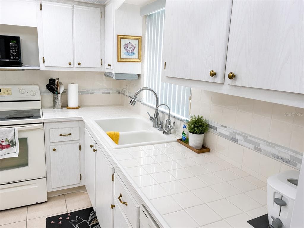 4575 COVE CIRCLE # 506, ST PETERSBURG, FL 33708 — zdjęcie 3