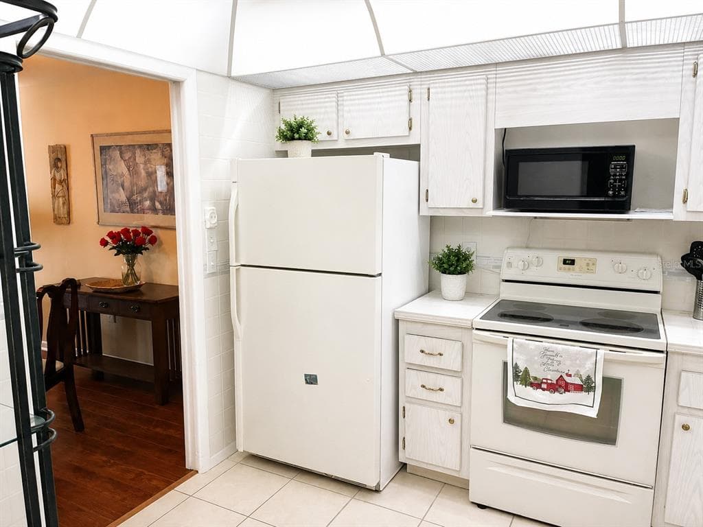 4575 COVE CIRCLE # 506, ST PETERSBURG, FL 33708 — zdjęcie 4
