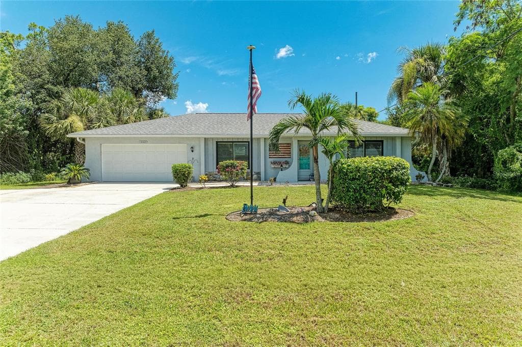 18565 EDGEWATER DRIVE, PORT CHARLOTTE, FL 33948