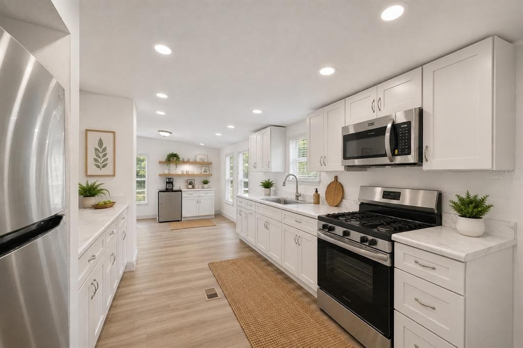 7904 CADILLAC AVENUE, HUDSON, FL 34667 — zdjęcie 2