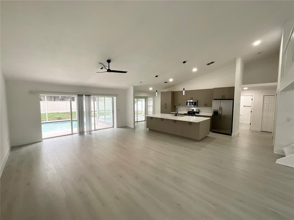 1307 BELCHER DRIVE, TARPON SPRINGS, FL 34689 — zdjęcie 2
