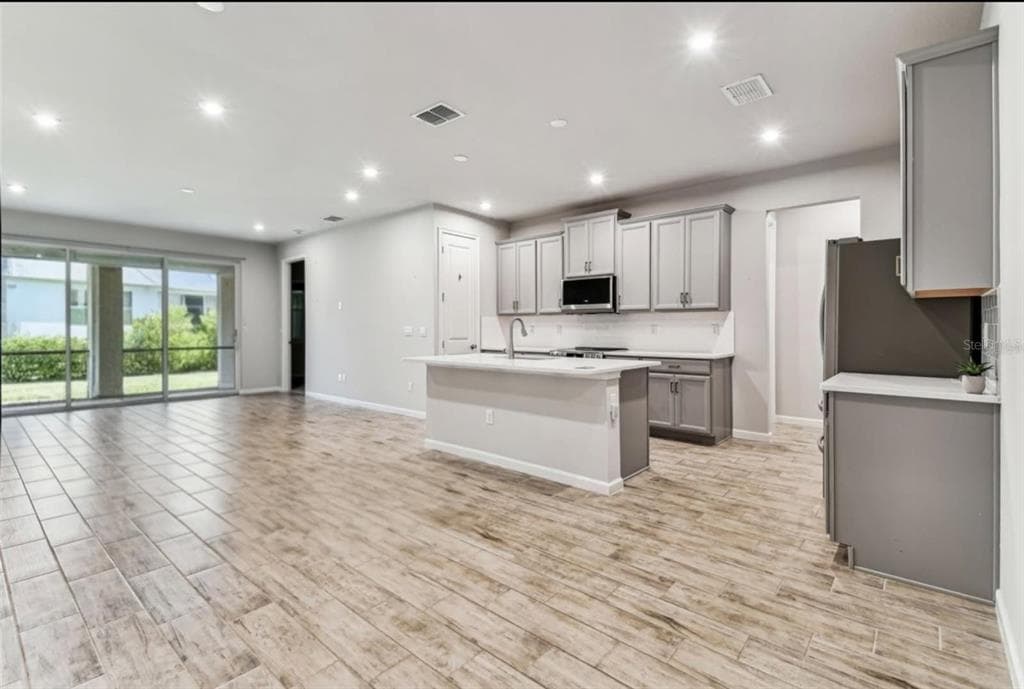 3719 LAUGHING DOVE AVENUE, SUN CITY CENTER, FL 33573 — zdjęcie 5