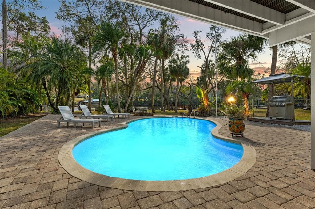 906 W HENRY AVENUE, TAMPA, FL 33604 — zdjęcie 3