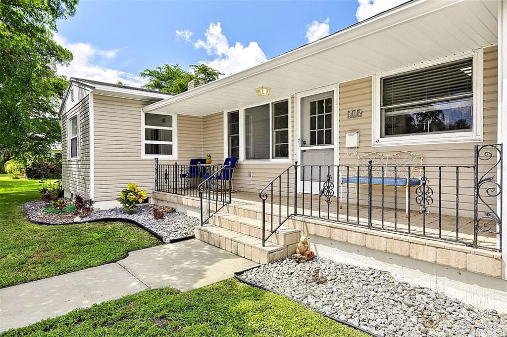 315 DURRANCE STREET, PUNTA GORDA, FL 33950 — zdjęcie 4