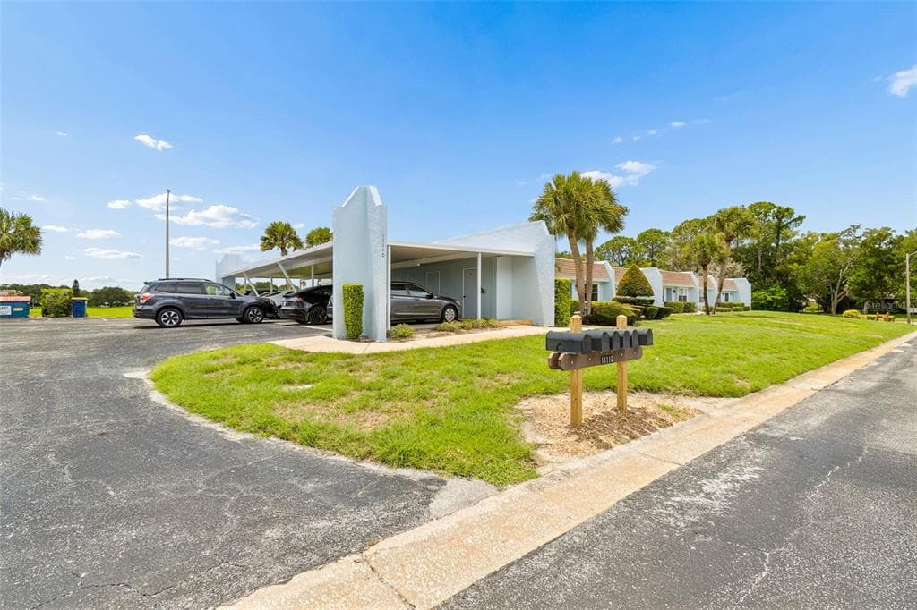 11110 CARRIAGE HILL DRIVE # 5, PORT RICHEY, FL 34668 — zdjęcie 3