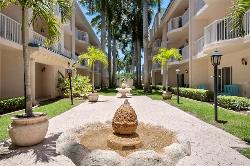5963 MIDNIGHT PASS ROAD # 332, SARASOTA, FL 34242 — zdjęcie 2