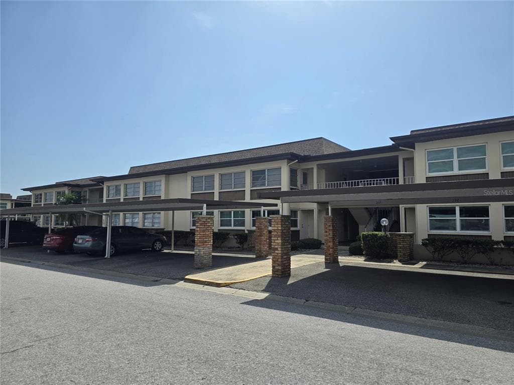 5111 AMULET DRIVE # 104, NEW PORT RICHEY, FL 34652 — zdjęcie 2
