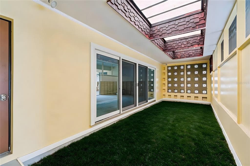 3901 50TH AVENUE S, ST PETERSBURG, FL 33711 — zdjęcie 2