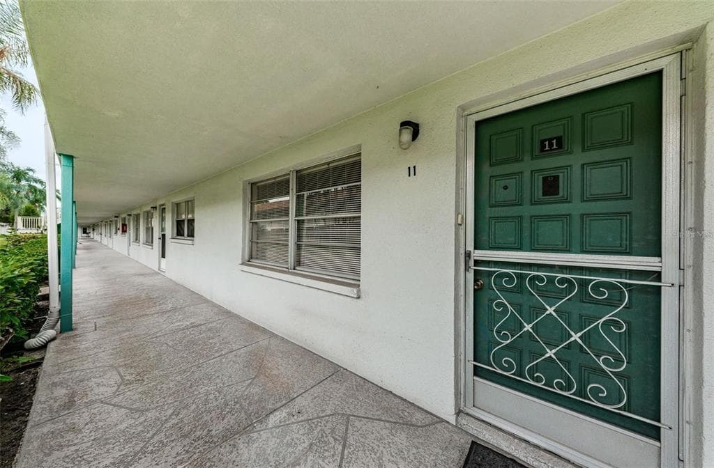 5217 81ST STREET N # 11, ST PETERSBURG, FL 33709 — zdjęcie 2