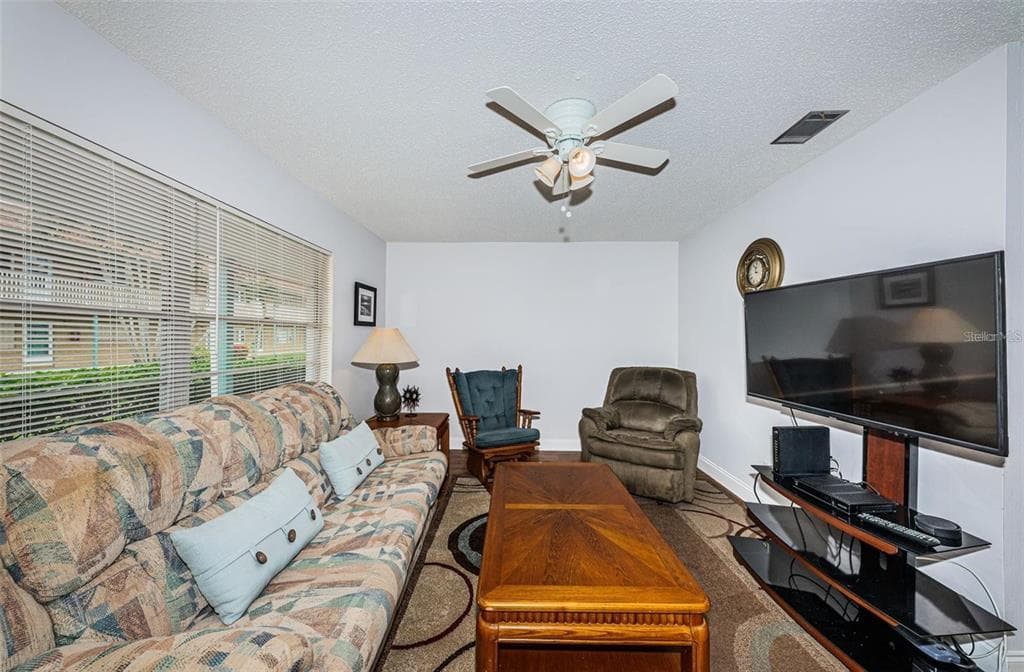 5217 81ST STREET N # 11, ST PETERSBURG, FL 33709 — zdjęcie 4