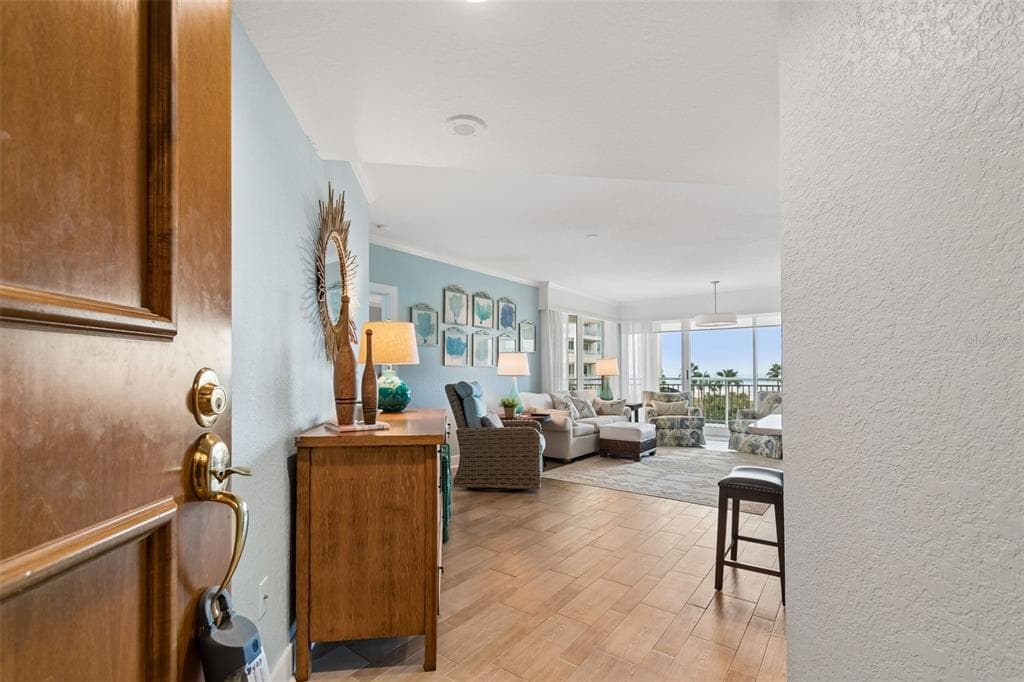1170 GULF BOULEVARD # 403, CLEARWATER BEACH, FL 33767 — zdjęcie 4