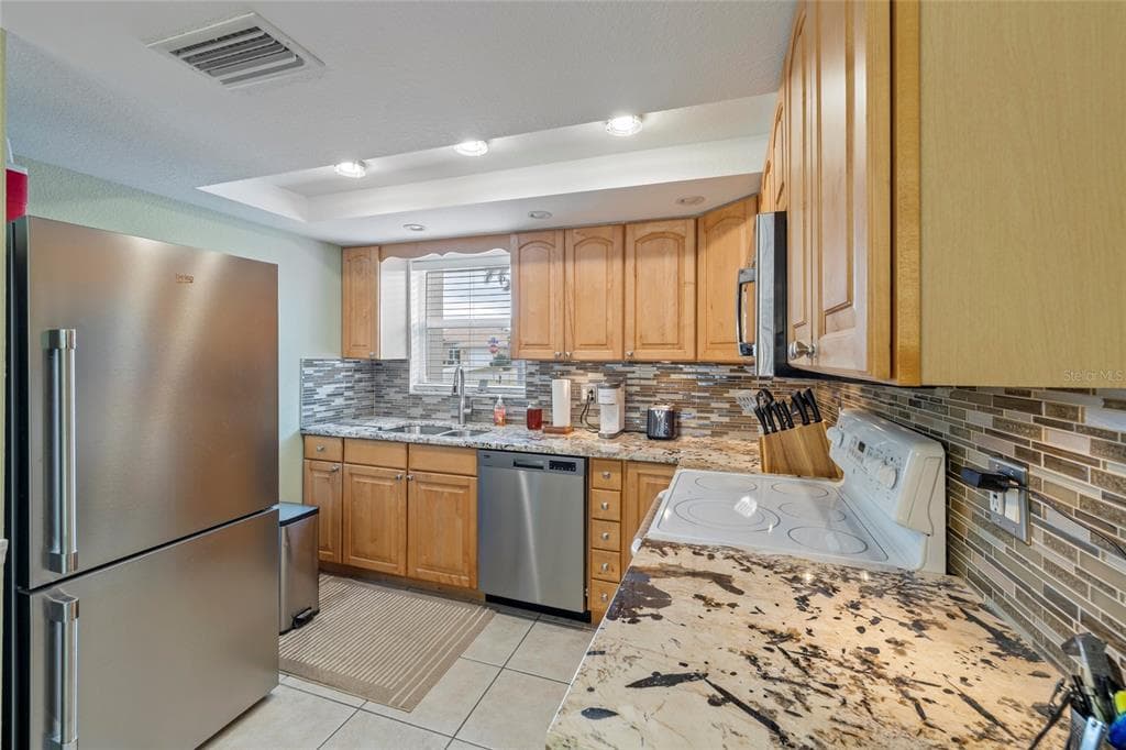 311 GARVIN STREET # 411B, PUNTA GORDA, FL 33950 — zdjęcie 4